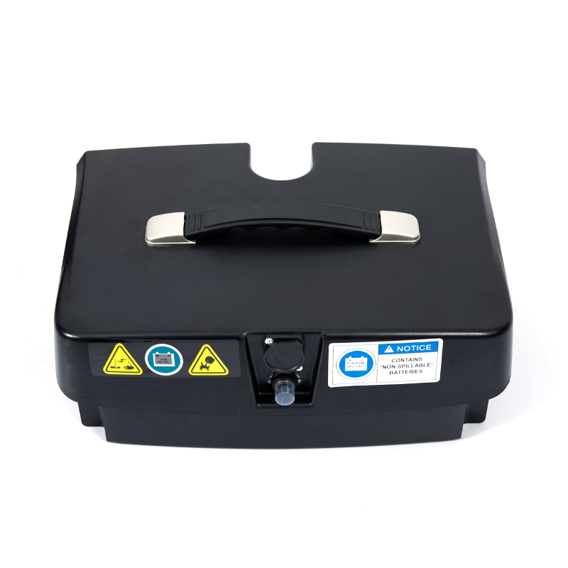 Xe trượt scooter 4 bánh hạng nhẹ YL-02 dành cho người cao tuổi, có ghế xoay 360°